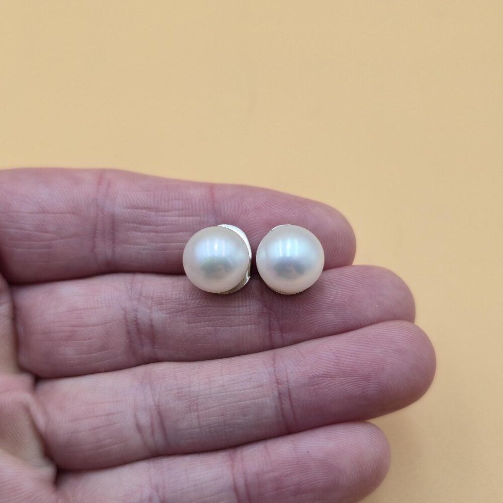 Sterling Silver White Large Genuine Pearl Stud Earrings A5483